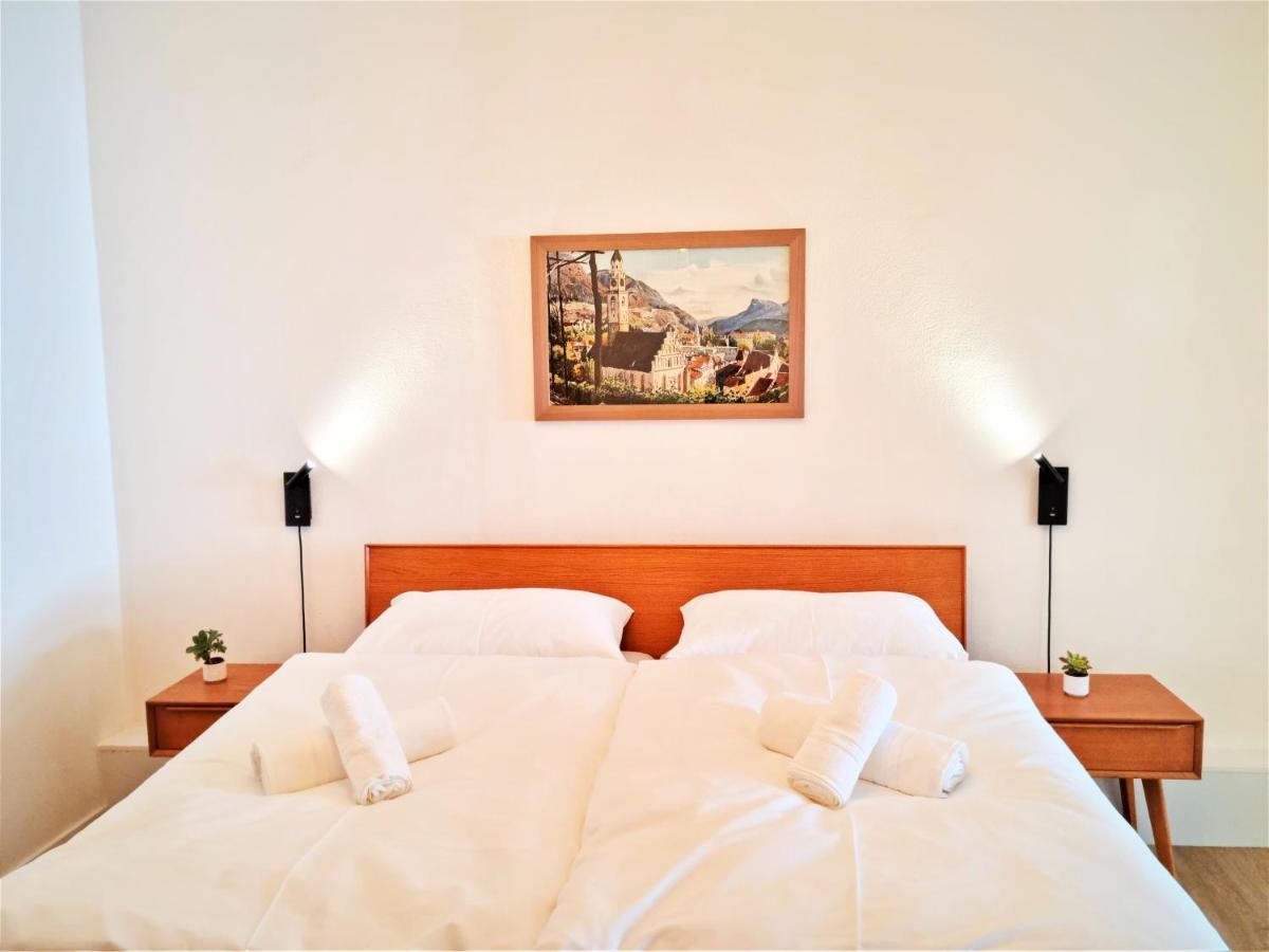 Rosa Apartment With Parking Historic City Center メラーノ エクステリア 写真
