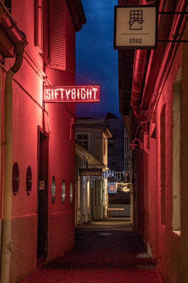 Rosa Apartment With Parking Historic City Center メラーノ エクステリア 写真